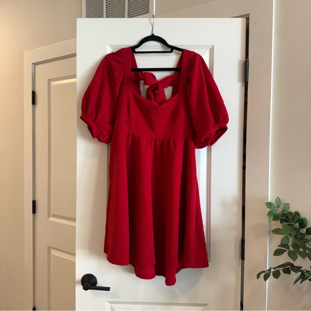 Free People Red Puff Sleeve Dress with Bow Tie in the Back. Size M